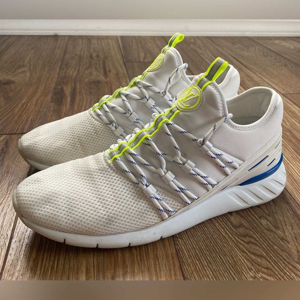 Louis Vuitton Fastlane Classic Sneakers in Men's Size 9.5 White